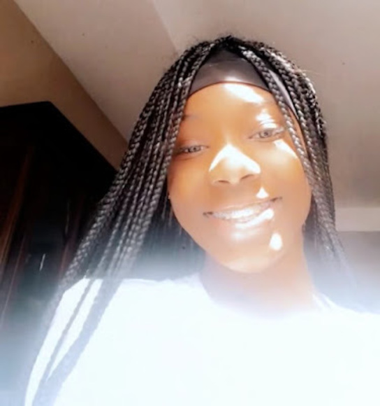 Meet your Posher, Kendall. - Picture 1 of 1